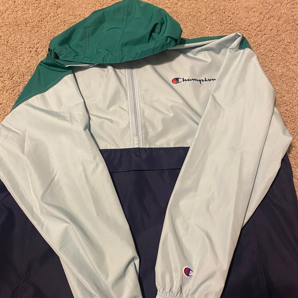 Wind breaker
